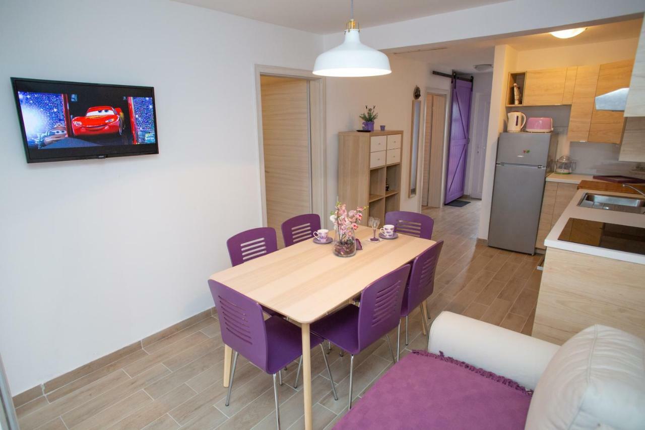Apartman Matej With Pool 포블랴나 외부 사진